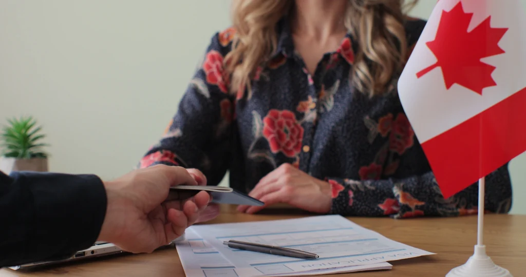 Canadian immigration consultant team at SiSCO